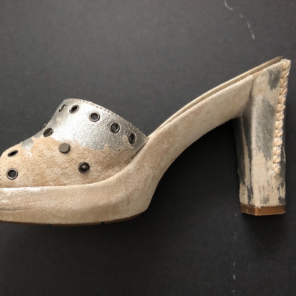 NEW VS Open Toe Distressed Platform Heeled Slide In Heels